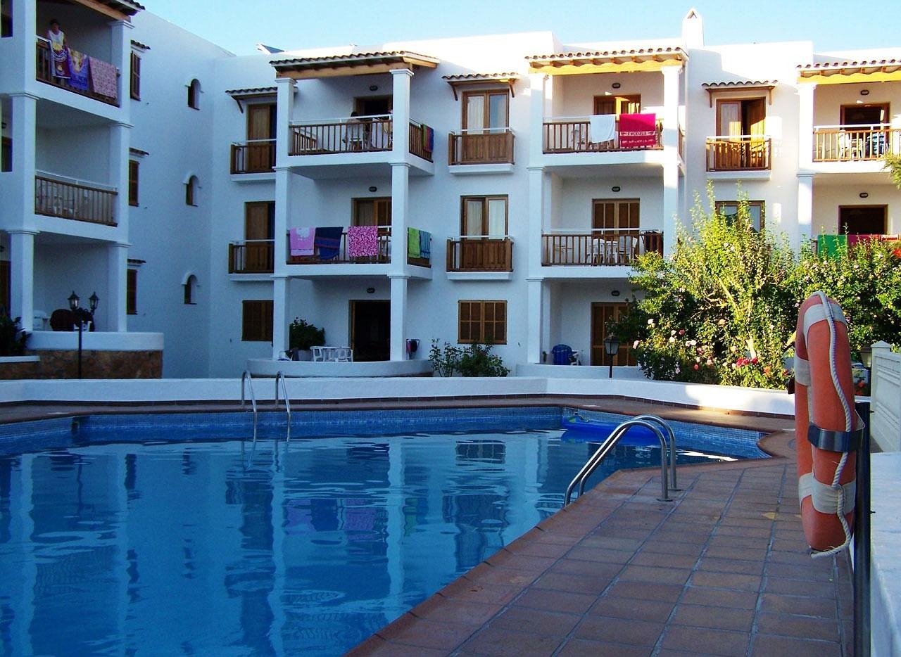 Solstice Enclave, Bengaluru — Low-rise apartment blocks around a courtyard